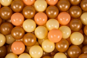 Soft Plastic Balls 7cm for the Ball Pit Set 200pcs: Peach/Pastel Yellow/Gold